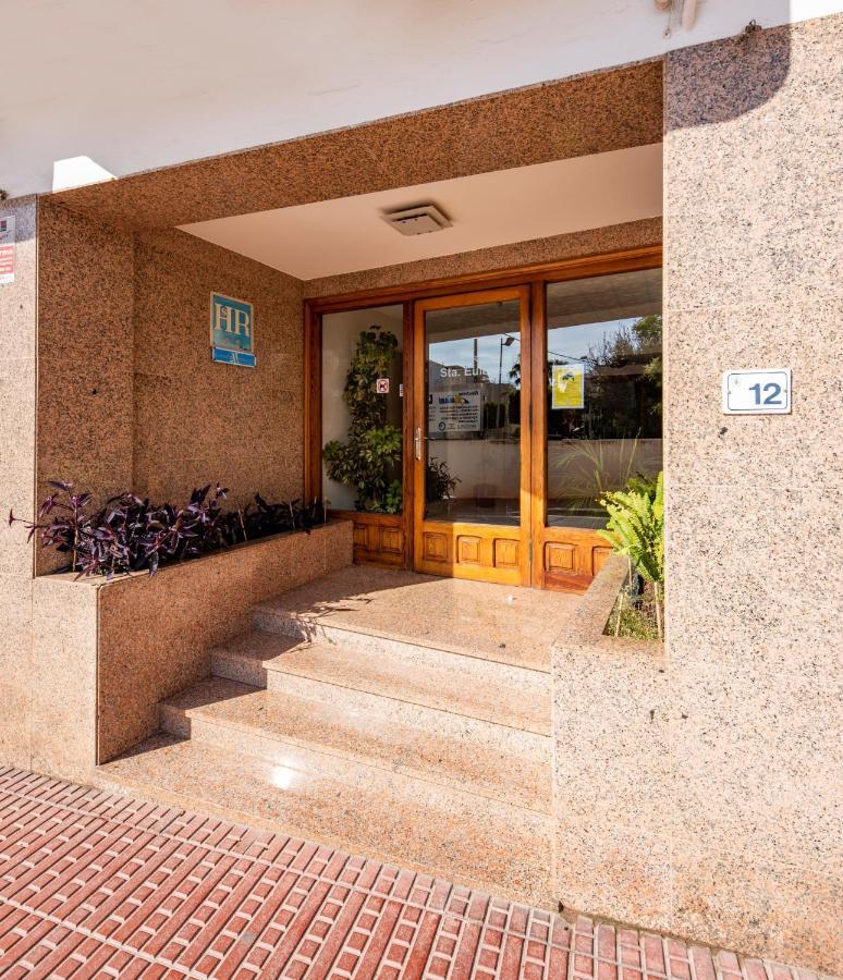 Hostal Y Apartamentos Santa Eulalia Santa Eularia des Riu Exteriér fotografie