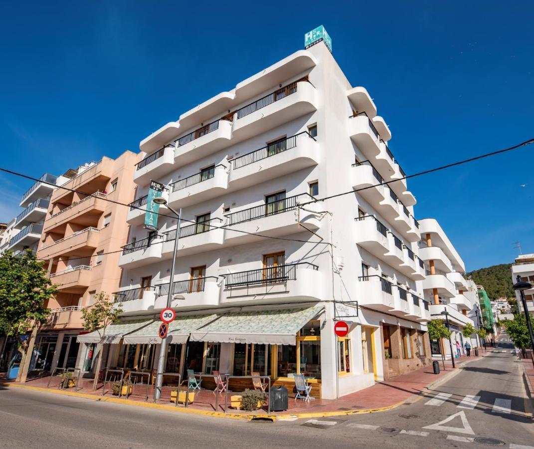 Hostal Y Apartamentos Santa Eulalia Santa Eularia des Riu Exteriér fotografie