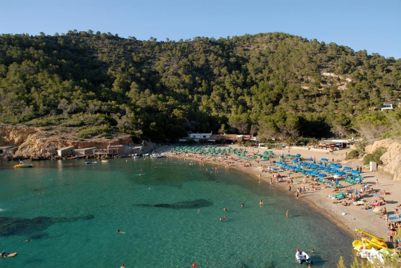 Hostal Y Apartamentos Santa Eulalia Santa Eularia des Riu Exteriér fotografie