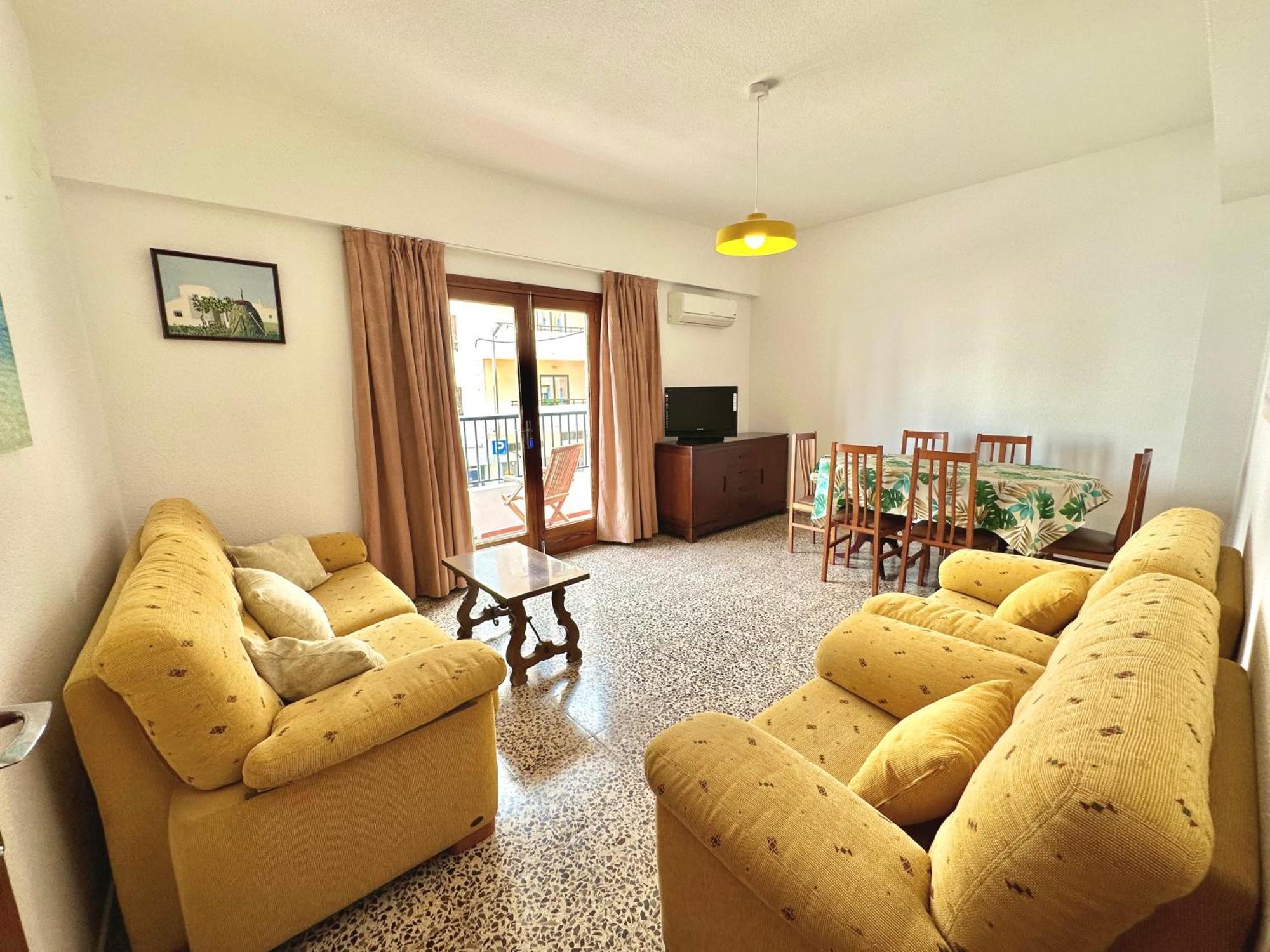 Hostal Y Apartamentos Santa Eulalia Santa Eularia des Riu Exteriér fotografie